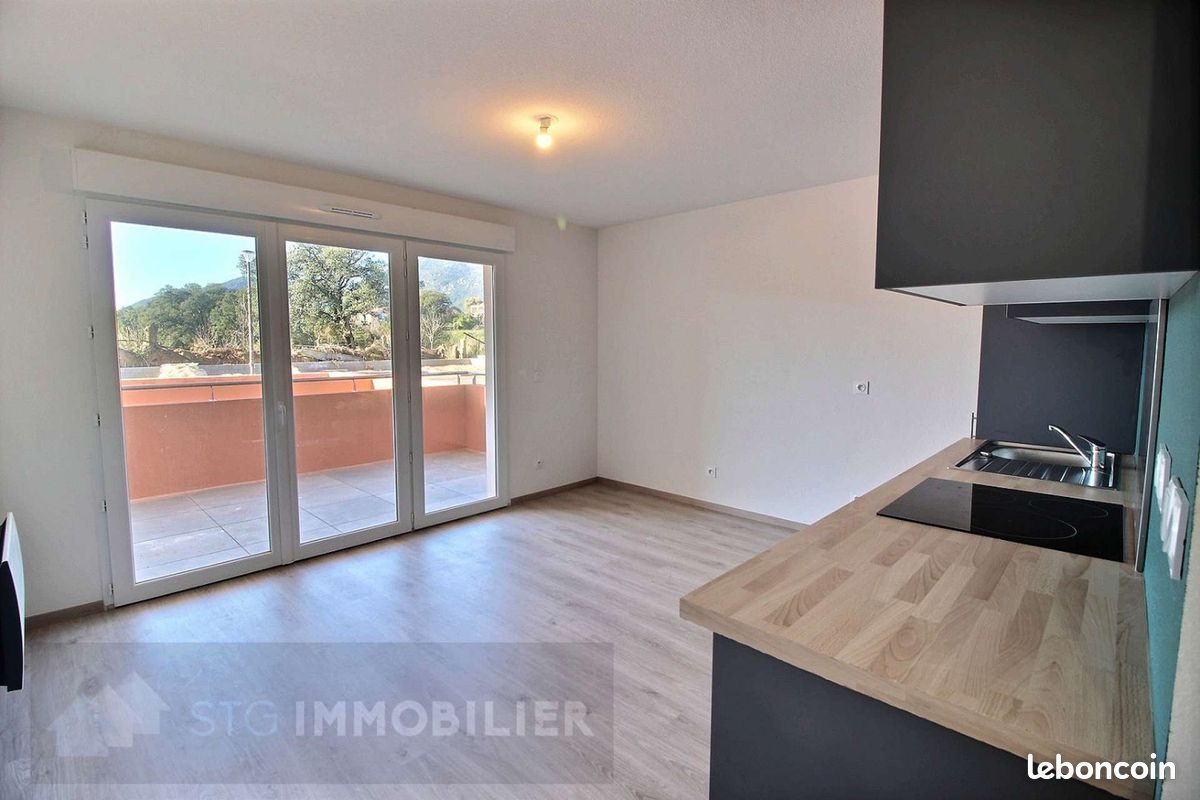 Appartement 2 pièces 41 m² · à Ajaccio · 41 m² · 715 €/mois