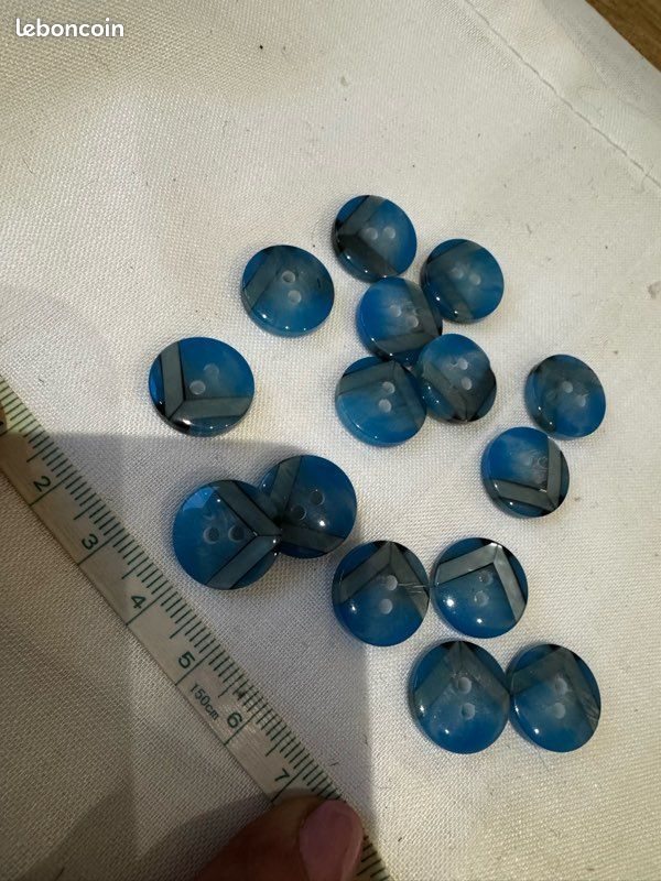 15 boutons bleus dégradés nacré vintage (image 3)