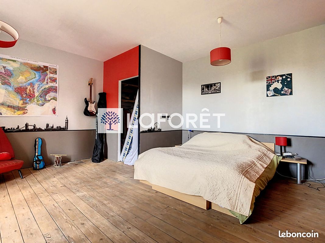 Maison 6 pièces 182 m² - Thouars 79100 (image principale 13)