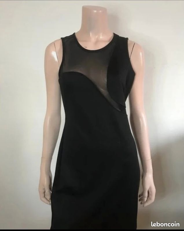 Robe noire en jersey et fine résille Vêtements