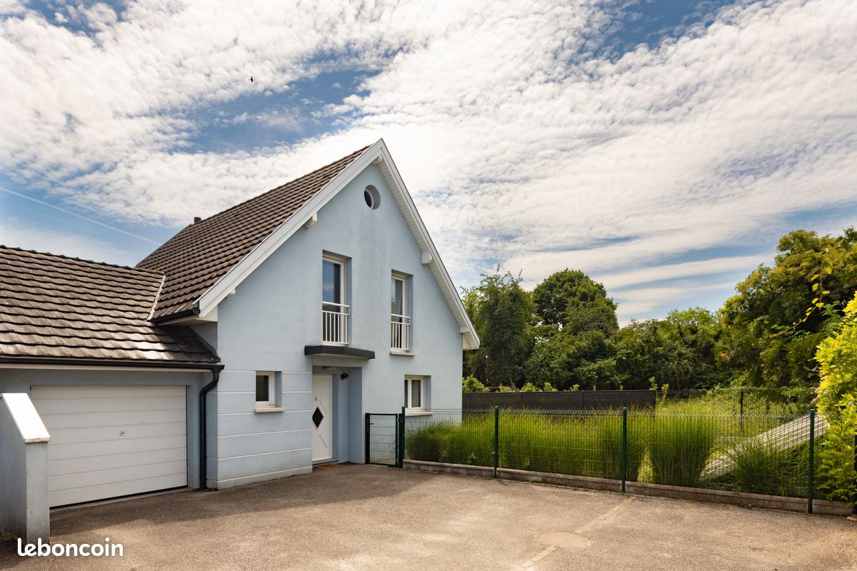 Maison 5 pièces 110 m² · à Saint-Louis · 110 m² · 480 000 €