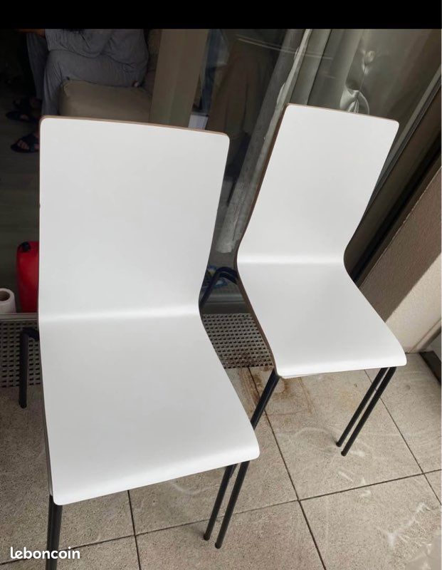 Vendre chaises ikea bon état comme neuf (image 1)