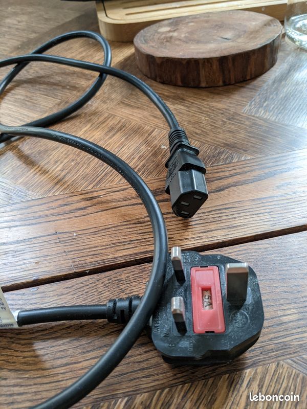 Cable alimentation UK (image 1)