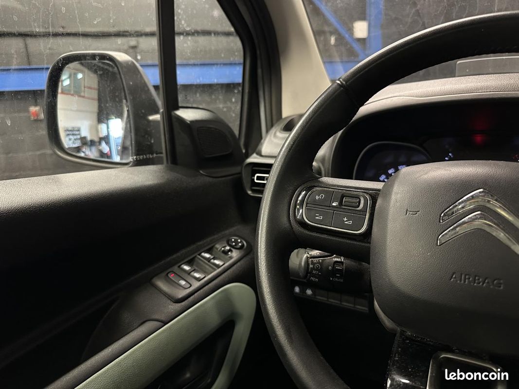 CITROEN BERLINGO III 1.5 BlueHDi 130 CH / COMBI M Shine PHASE 1 (image 14)