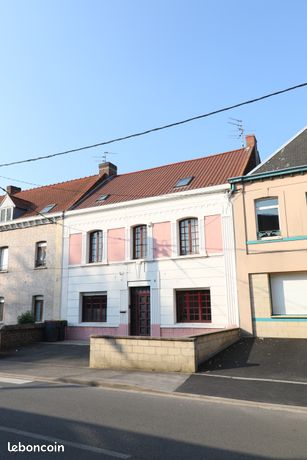 Maison centre ville Bully
