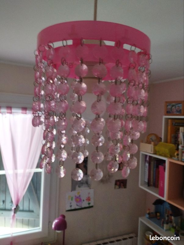 Lampadaire rose pampilles (image 2)