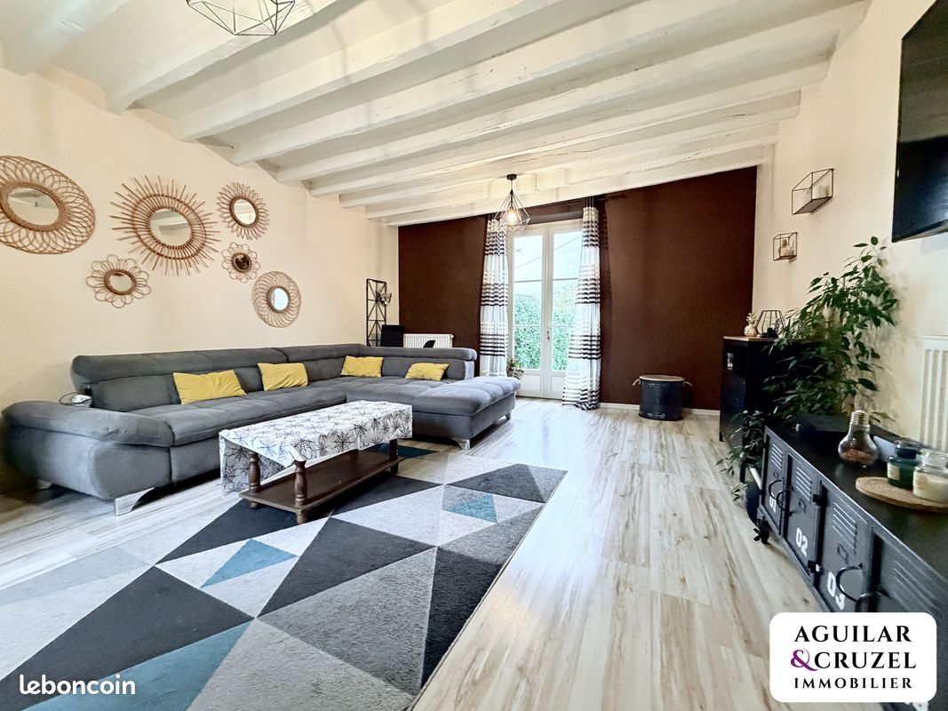 Maison 4 pièces 101 m² · à La Chapelle-Saint-Ursin · 101 m² · 155 000 €