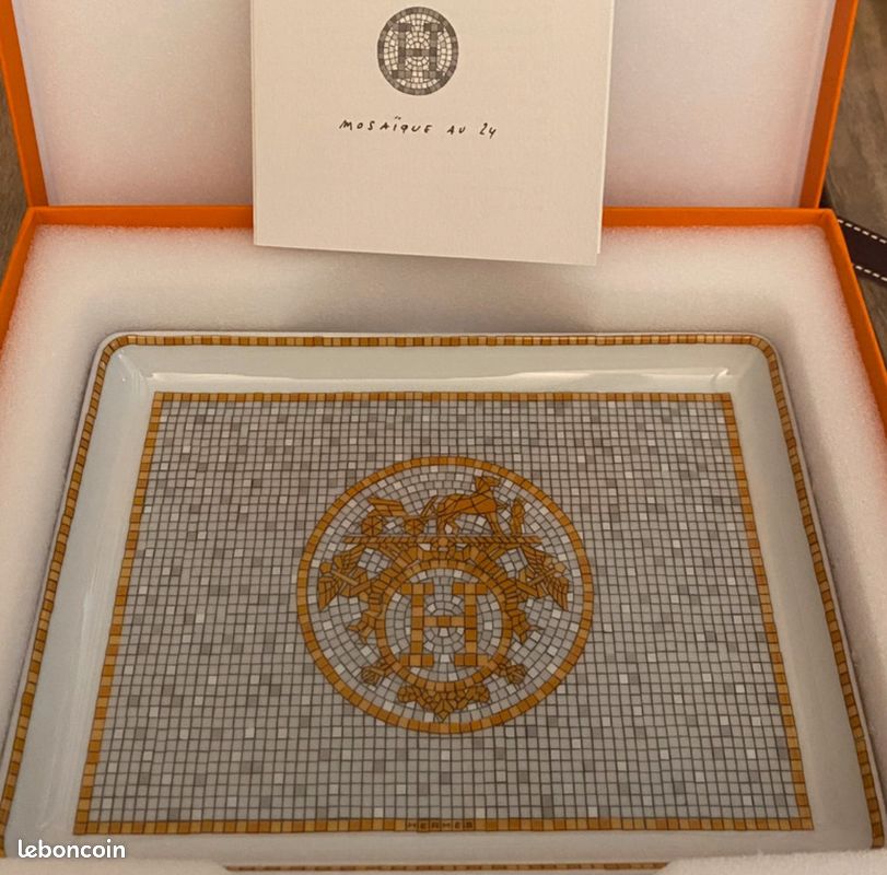 Assiette calotte Mosaïque au 24 platine | Hermès France