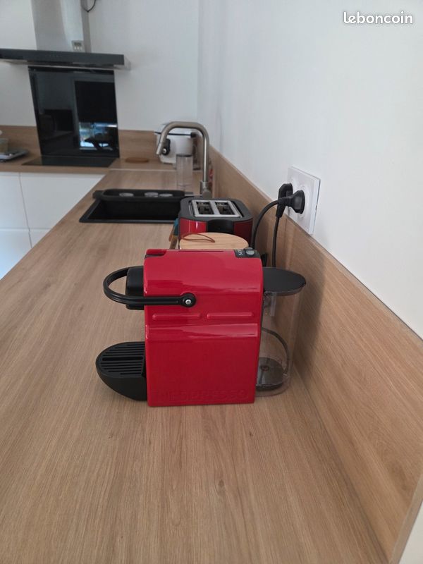 Cafetière Nespresso (image 2)