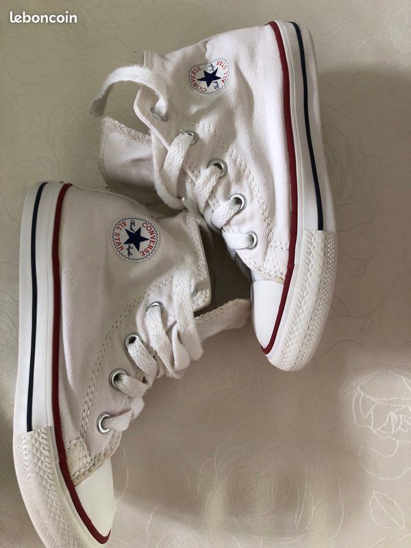 Converse pour enfant taille 25 Chaussures