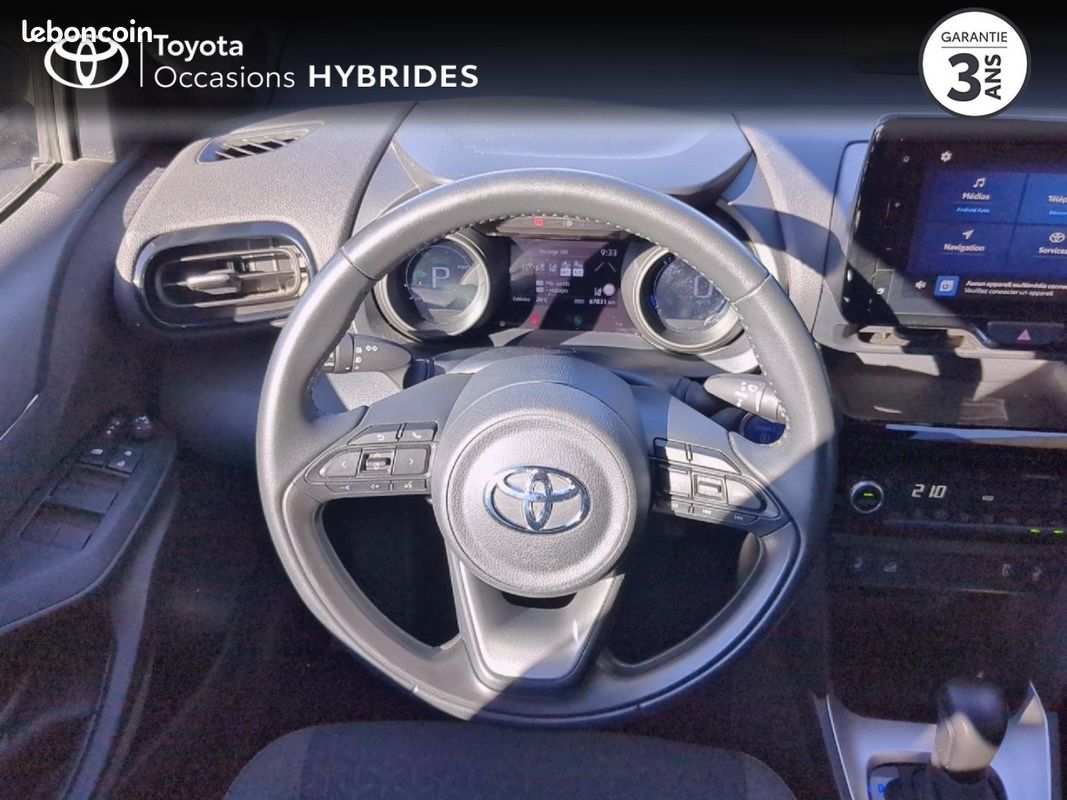 Toyota Yaris Cross 116h Design AWD-i MY22 (image 13)
