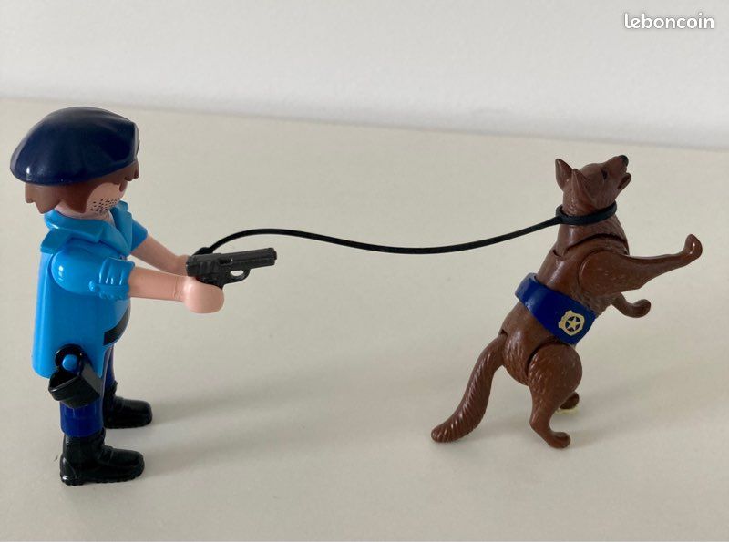 Playmobil 70085, policier avec chien (image 1)