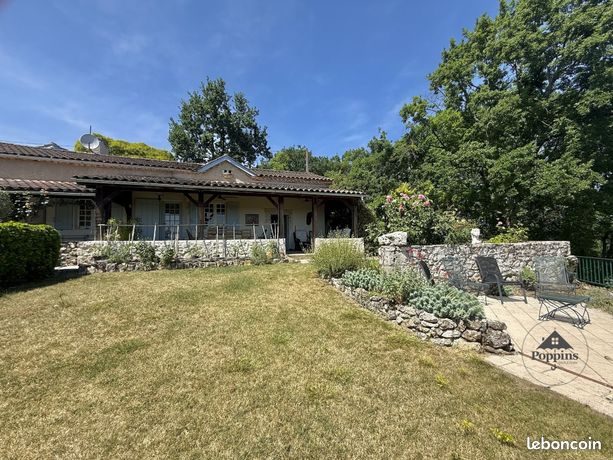 Propriété 12 pièces 100 m²