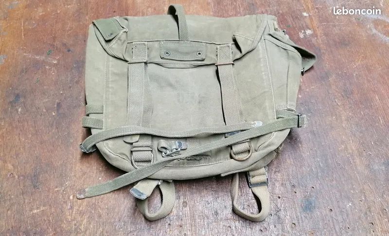 Pack militaire américain époque vietnamienne M1961 pack de terrain