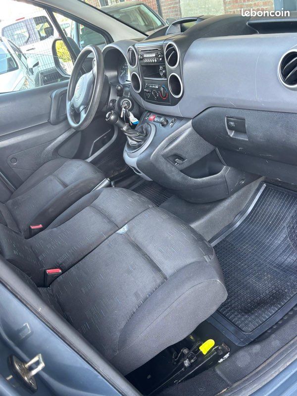 Citroën berlingo 1.6 hdi ct ok / entretient / garanti / clim (image 3)