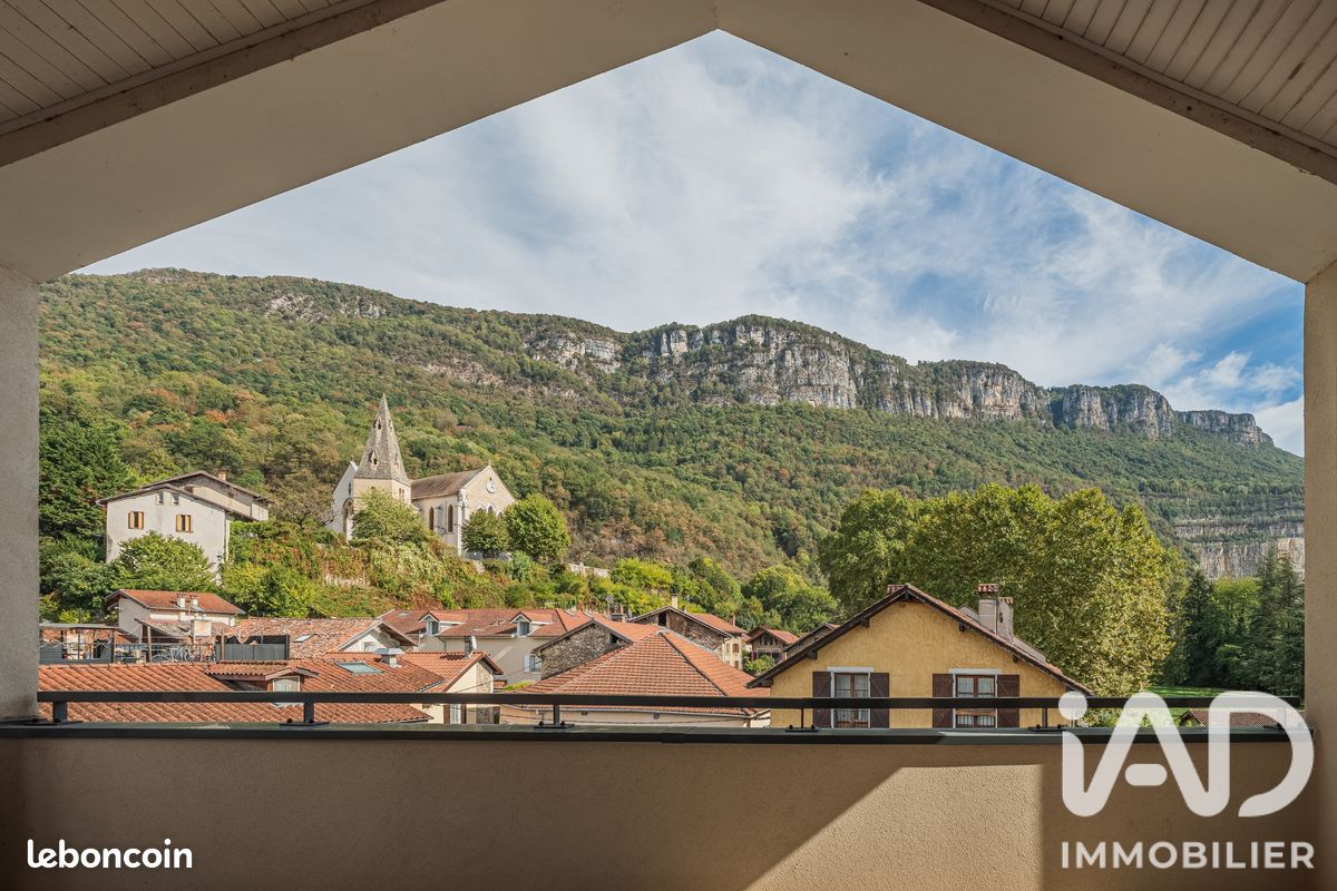 Appartement 2 pièces 44 m² · à La Buisse · 44 m² · 145 000 €