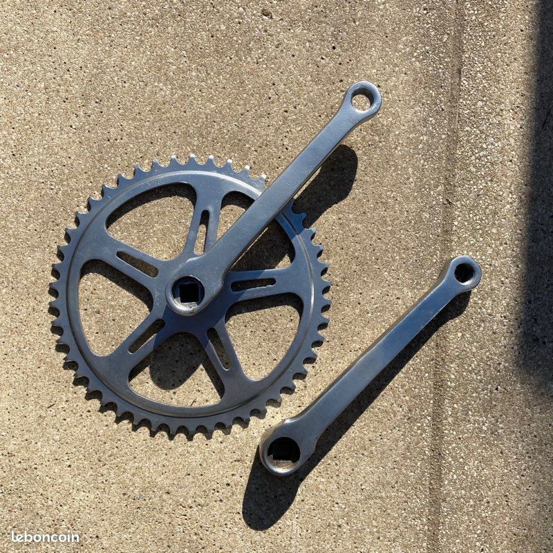 Plateau pédalier vélo vintage 46 dents (2 bras) (image 1)