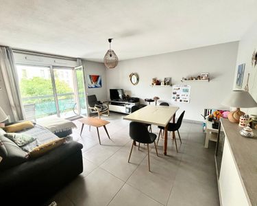 Appartement 330 000 € - 86 m²