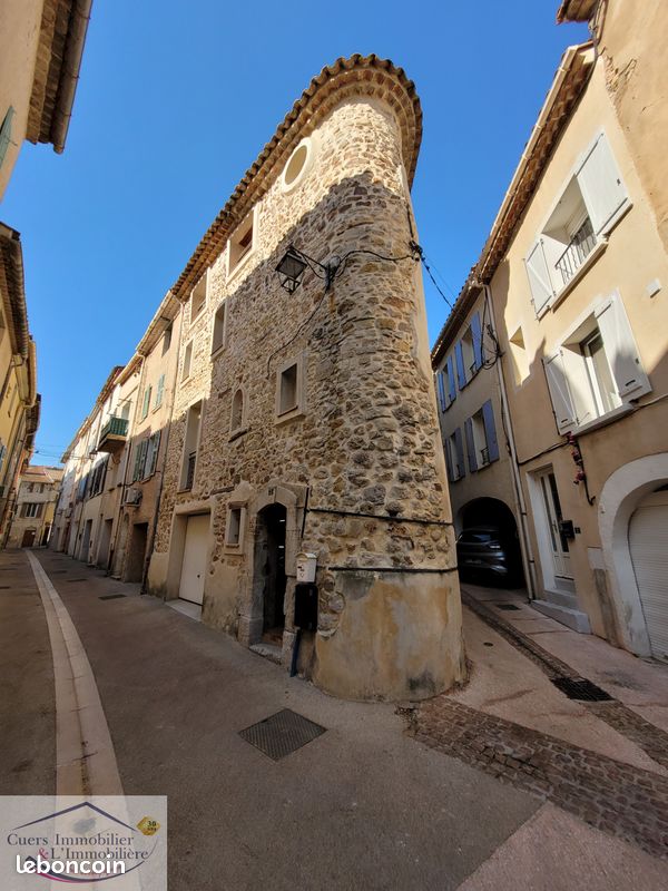 Maison 3 pièces 76 m² · à Cuers · 76 m² · 1 095 €/mois