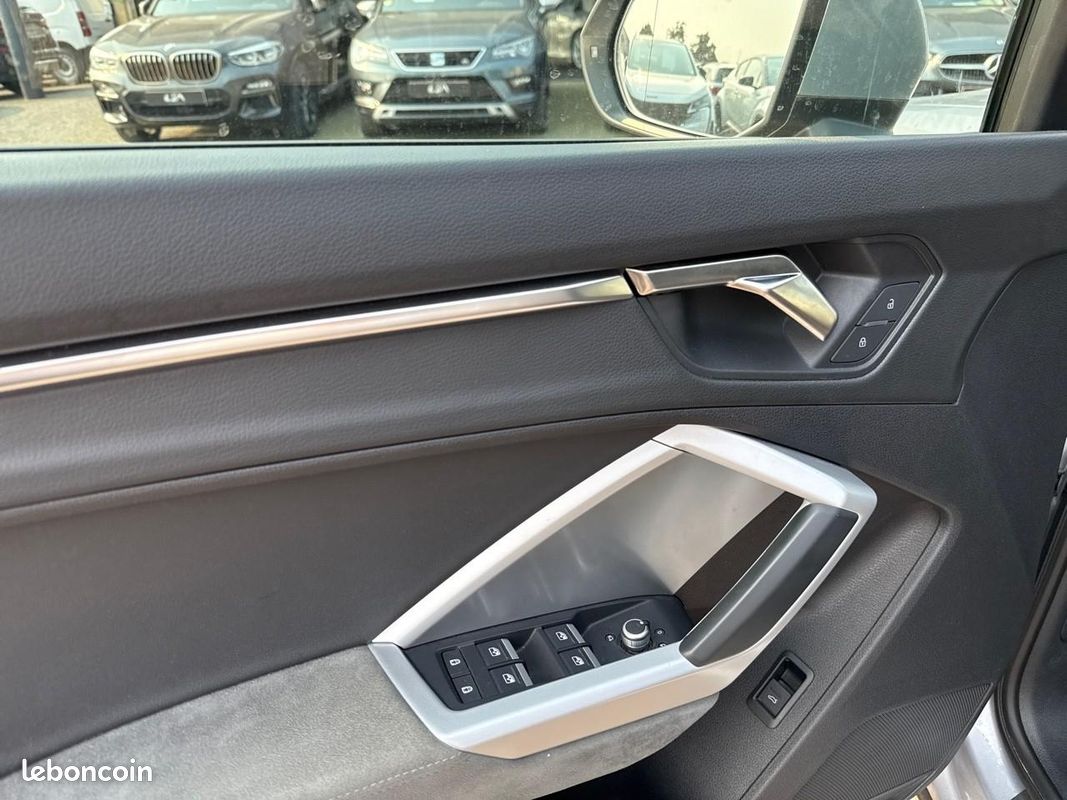 AUDI Q3 2.0 35 TDI 150 S-tronic Design + (image 12)