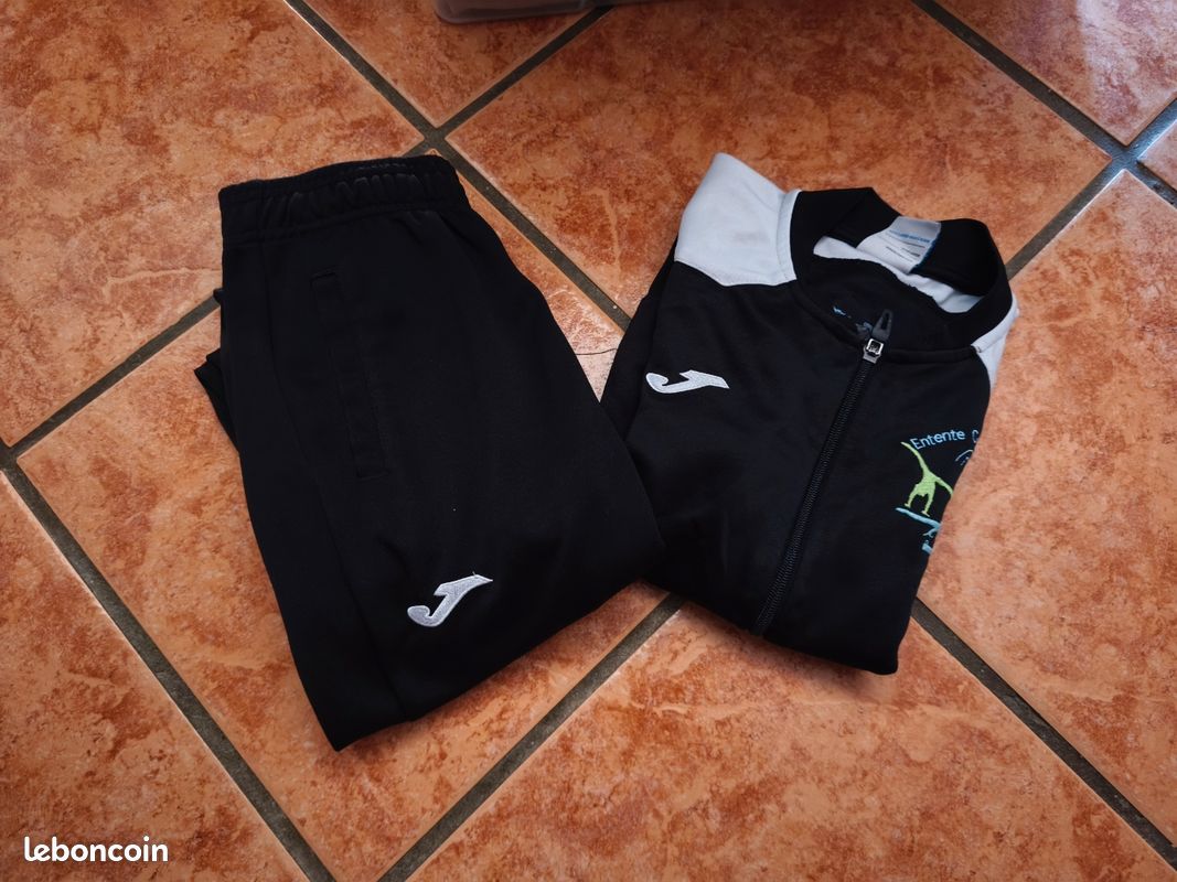 Caisse vêtements 8 ans fille (image 3)