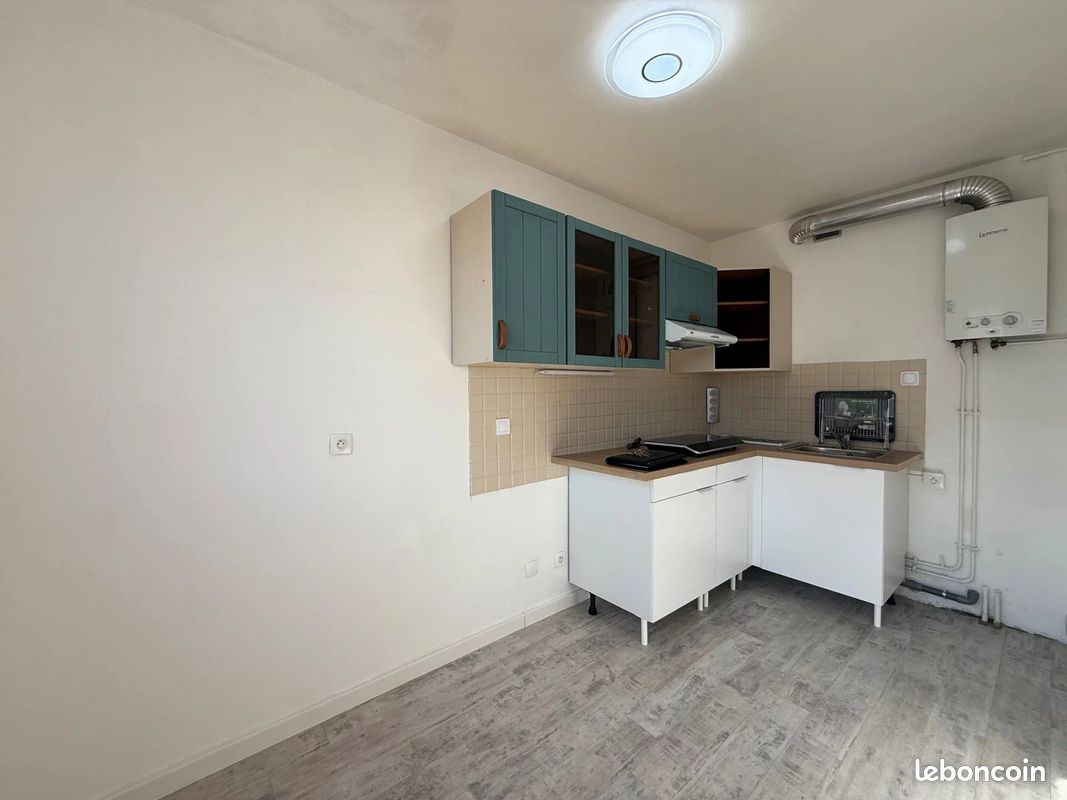 Appartement a louer chelles - 1 pièce(s) - 28 m2 - Surfyn