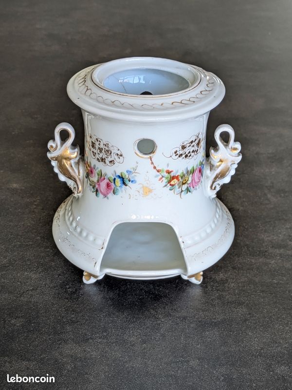 Tisanière ou Veilleuse en porcelaine de Limoges (Haviland) / victorien / décor floral peint à la main / vintage (image 1)