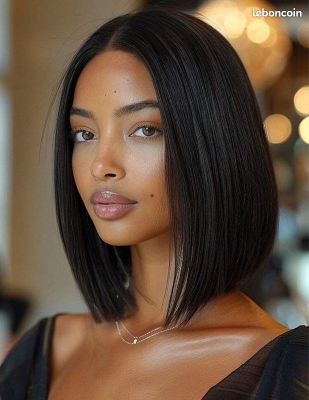 Perruque Synthétique Courte Coupe Carré Noir Lisse – Bonnet Moyen + 4 Bonnets De Rechange