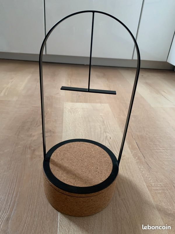 Rangement à bijoux design (image 1)
