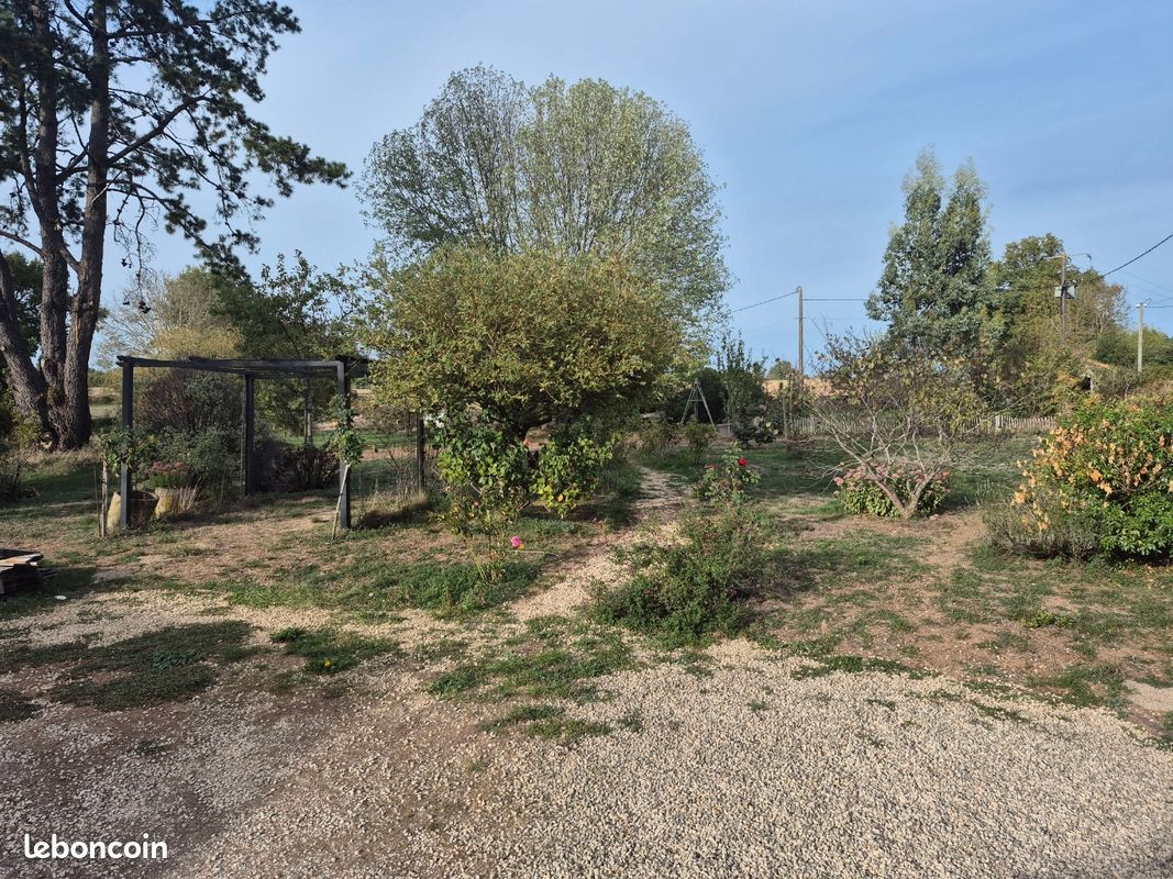 Maison 7 pièces 180 m² · à Puihardy · 180 m² · 135 000 €