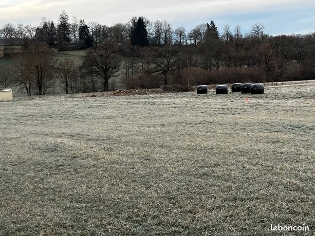 Terrain 642 m² Jussac