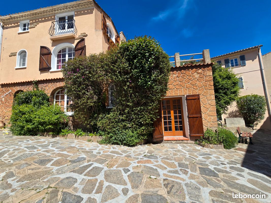 Maison 4 pièces 86 m² · à Bormes-les-Mimosas · 86 m² · 399 000 €