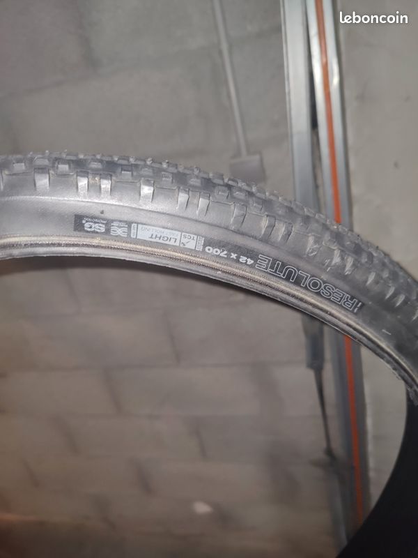 Pneus vélo résolu 42mmx700 (image 5)