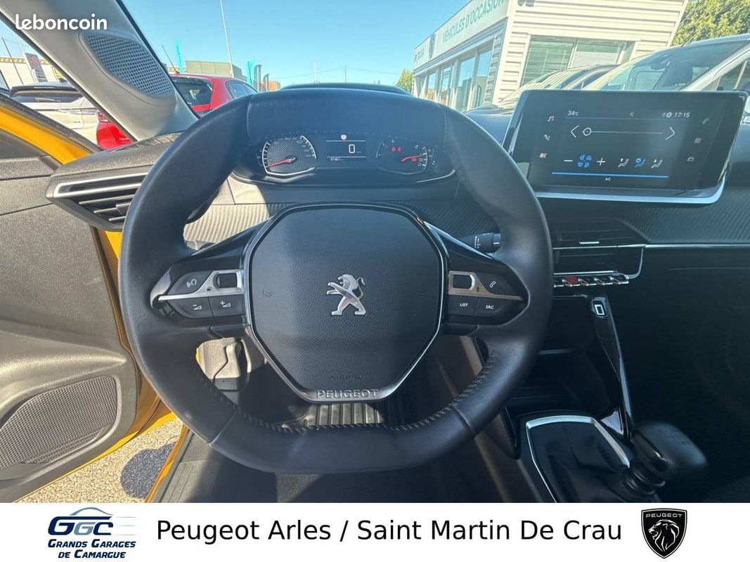 PEUGEOT 208 PureTech 100 S&S BVM6 Style (image 15)