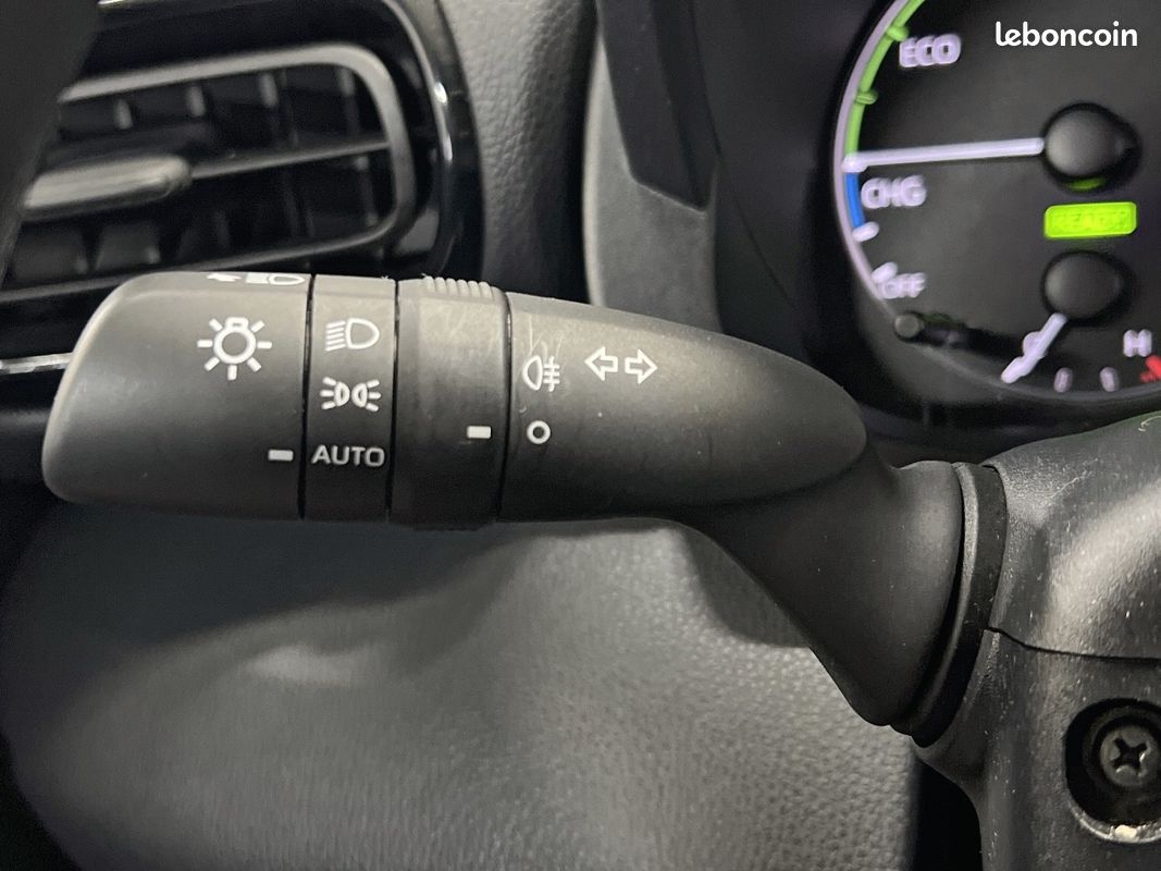 MAZDA Mazda2 Hybrid 1.5L CVT 116 ch Pure (image 19)