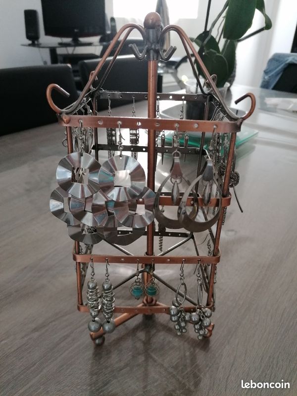 Manège à bijoux (image 1)