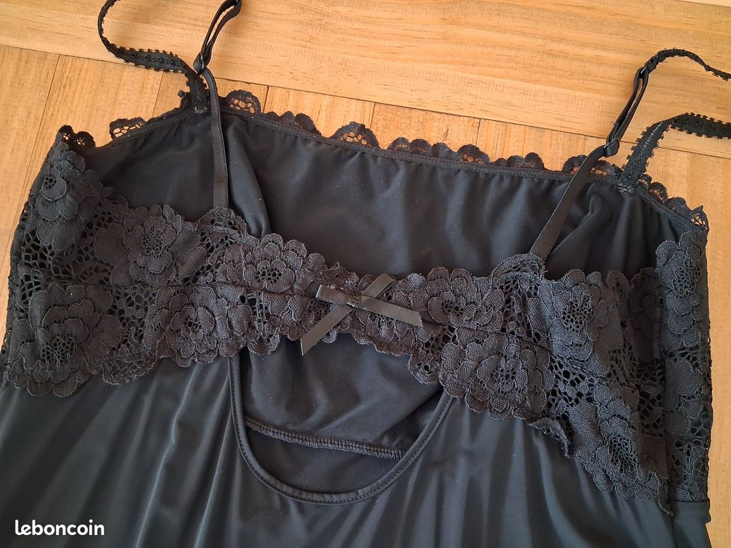 Jolie nuisette noire dentelle Rouge-Gorge Taille 40 (image 6)
