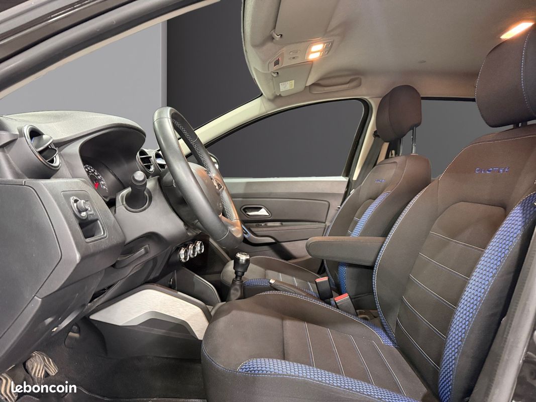 DACIA DUSTER 1.5 BLUE DCI 115 4X2 15ANS "PRESTIGE" 115Ch Garantie 12 mois MARCHE PIED/CAMERA 360/PARE BUFFLE NEUF (image 8)