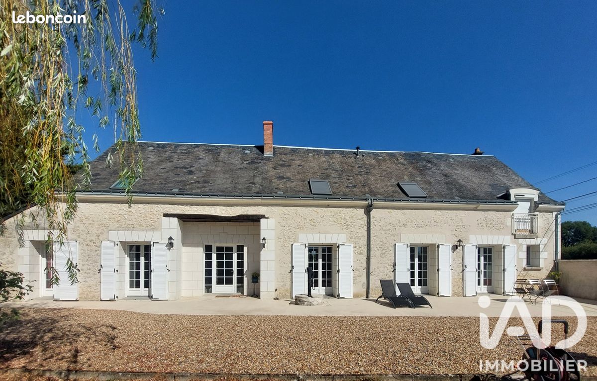 Maison 7 pièces 254 m² · à Sainte-Catherine-de-Fierbois · 254 m² · 335 000 €