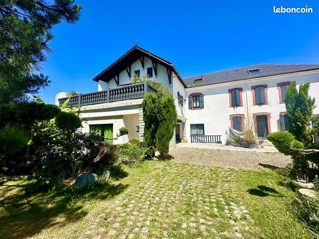 Immeuble 9 pièces 330 m² · à Tarbes · 330 m² · 462 000 €