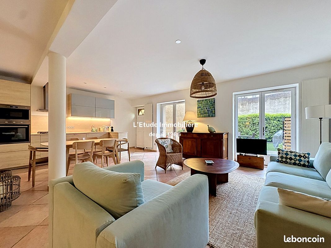 Maison 6 pièces 136 m² · à Caluire-Et-Cuire · 136 m² · 630 000 €