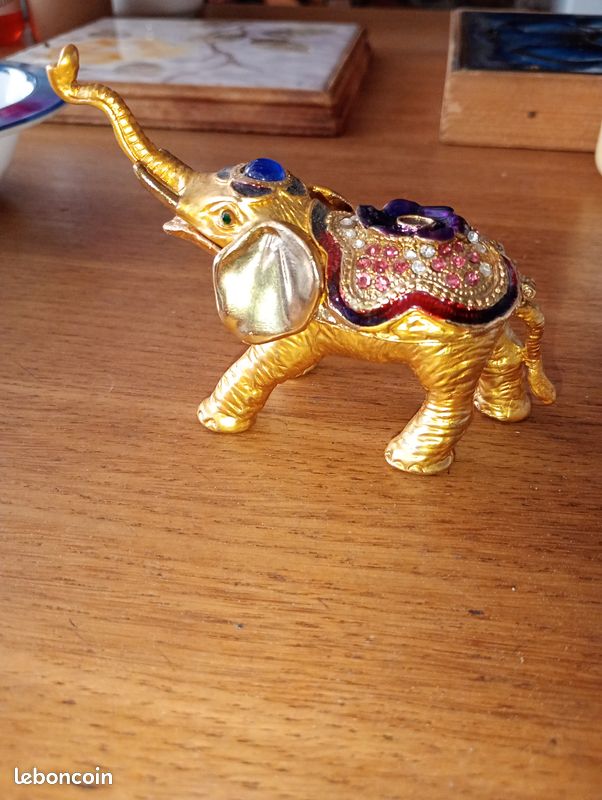 Pendentif éléphant Vintage - Boîte à Pilule En Métal, Bijou Fantaisie, Occasion