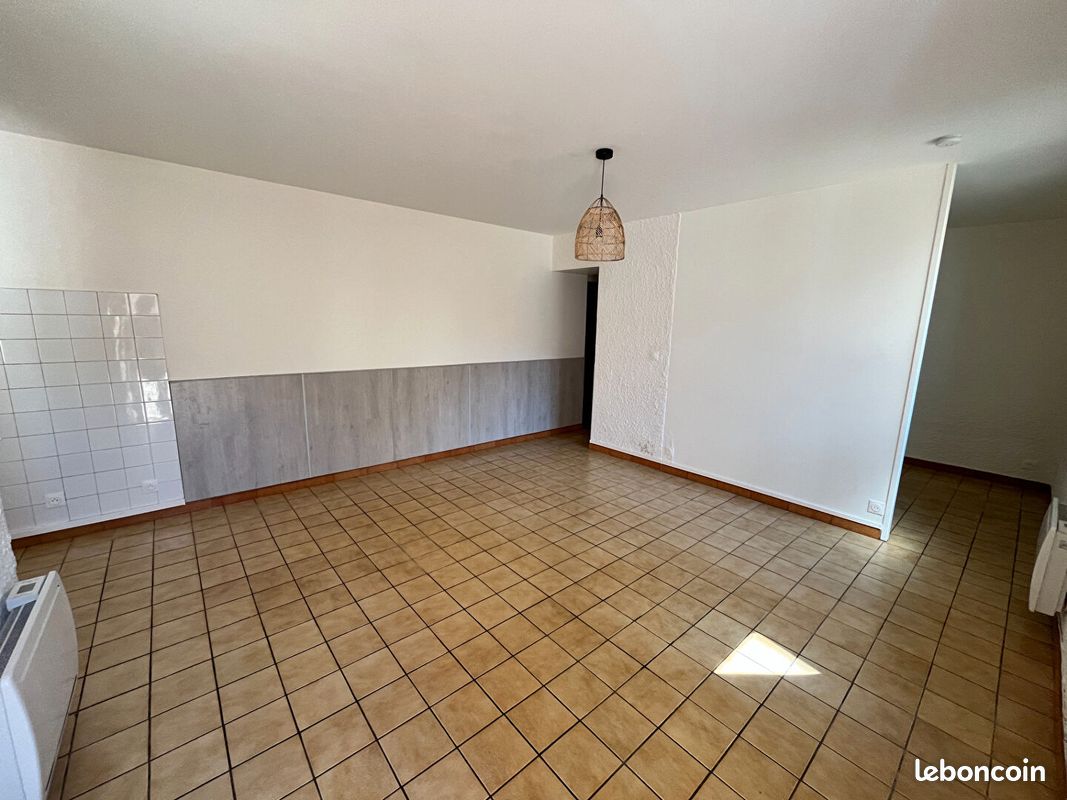 Appartement 1 pièce 35 m² · à L'Isle-Jourdain · 35 m² · 495 €