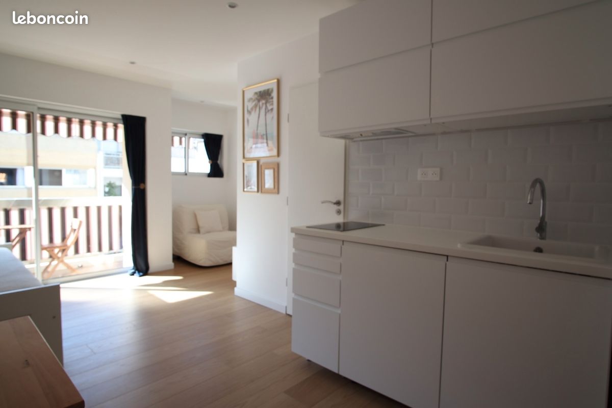 Appartement 1 pièce 22 m² · à Antibes · 22 m² · 750 €/mois