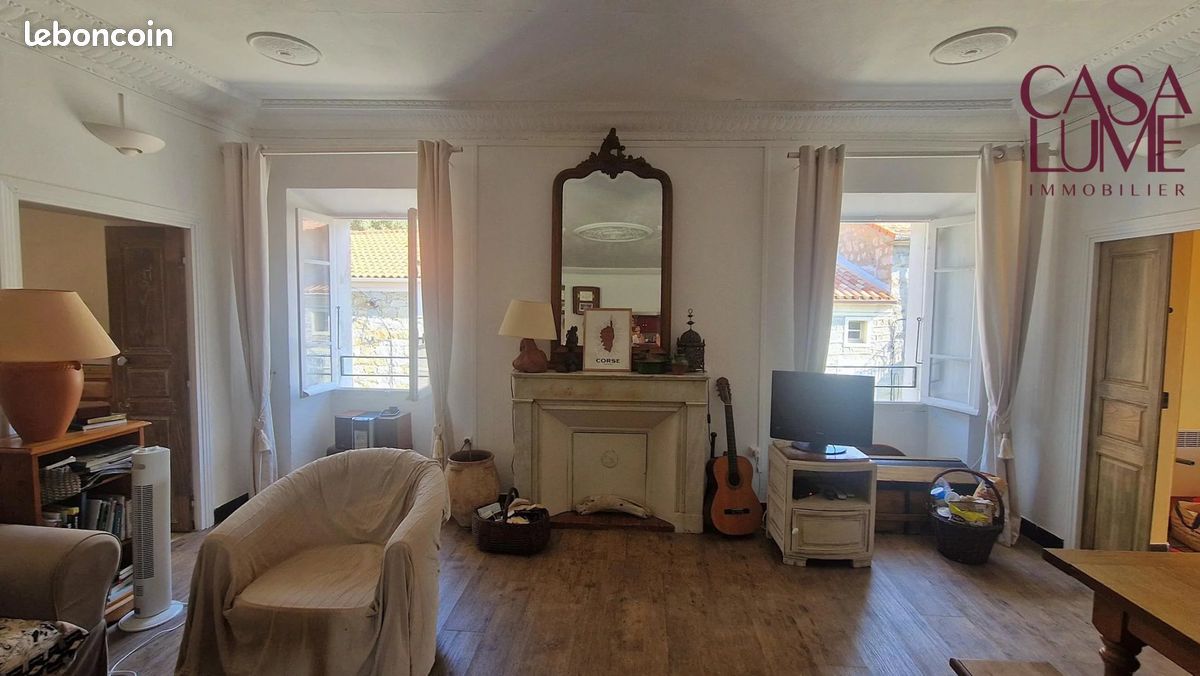 Immeuble 7 pièces 151 m² · à Ajaccio · 151 m² · 268 000 €