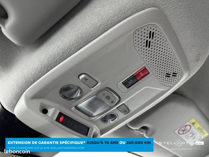 Citroën C4 BlueHDi 130 S&S EAT8 Shine Pack (image 36)