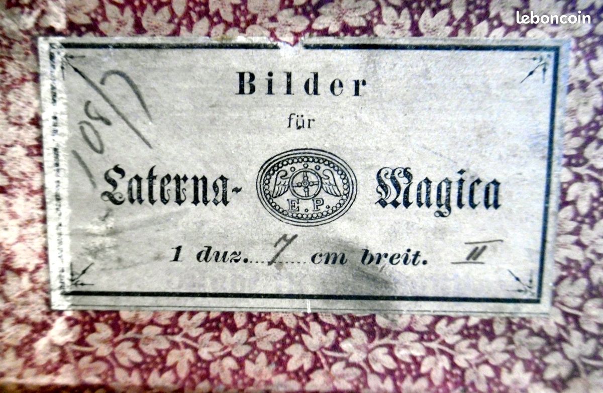 Lantèrne magique avec 33 plaques de verre