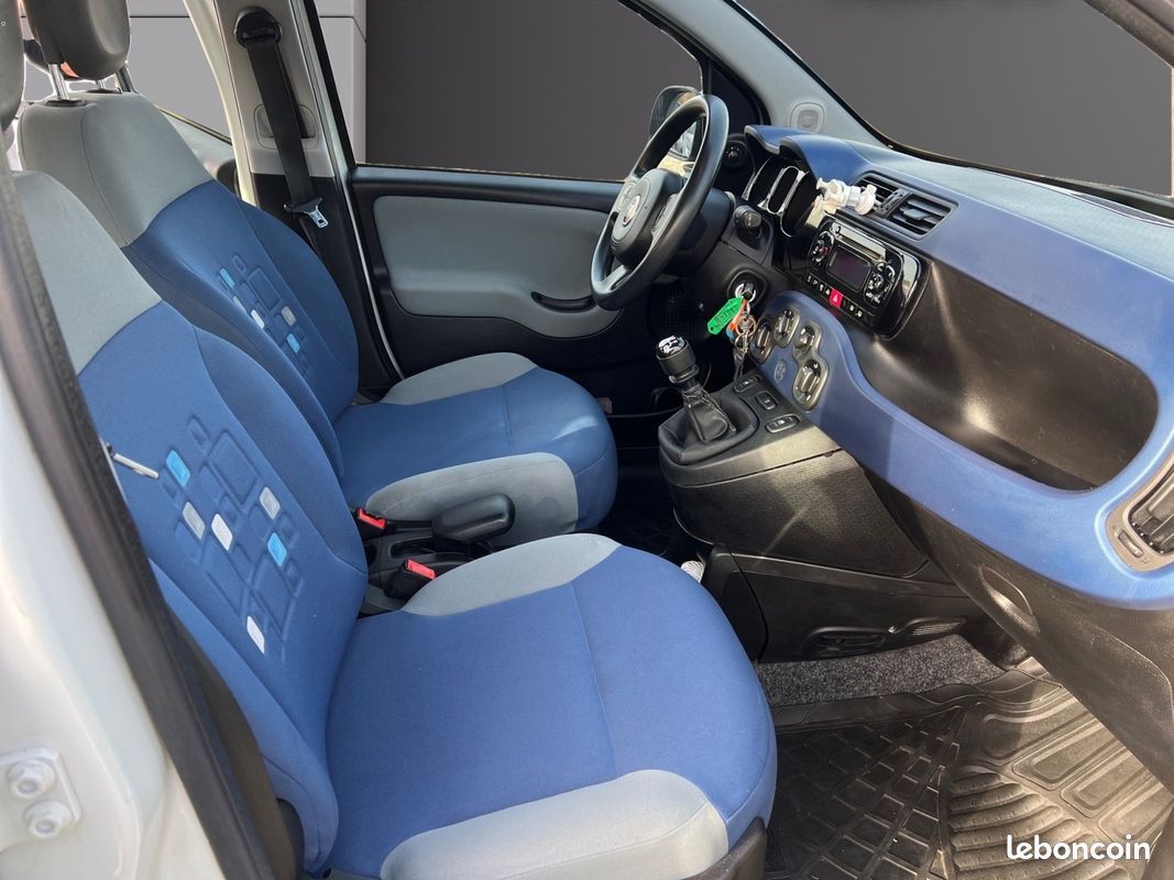 FIAT PANDA Lounge 1.2 8V 69 ch (image 9)