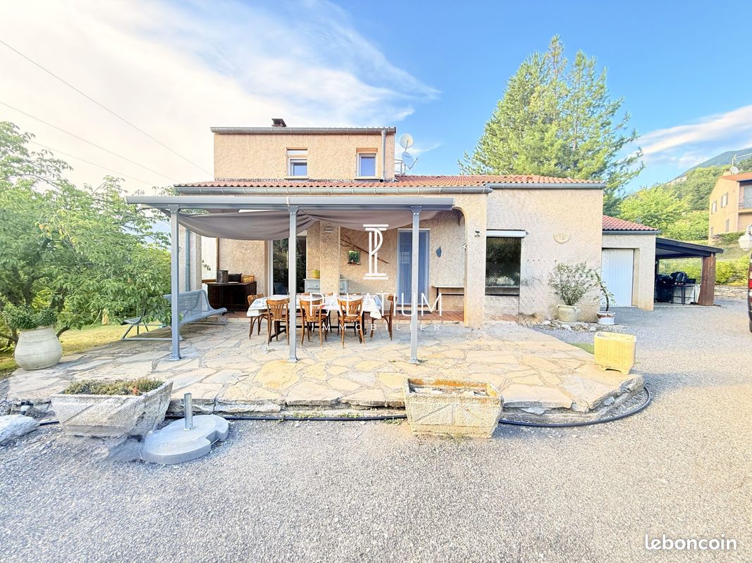 Maison 4 pièces 97 m² · à Claret · 97 m² · 336 000 €