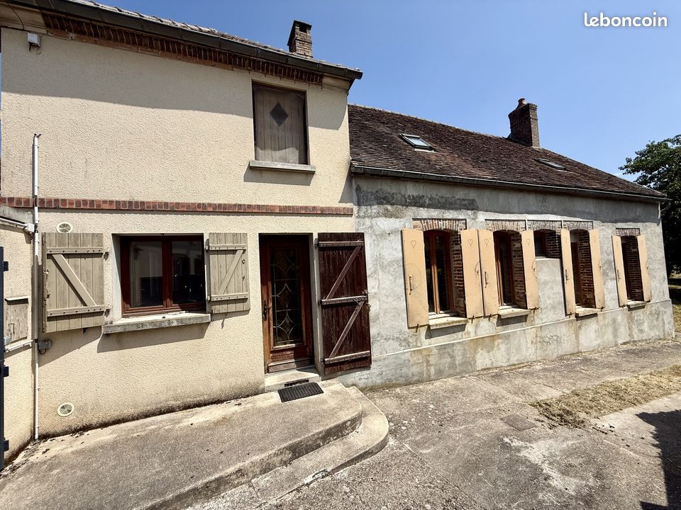 Maison 6 pièces 120 m² · à Sergines · 120 m² · 153 000 €